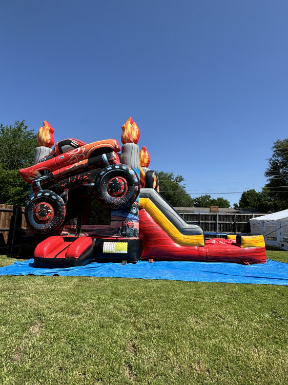 WC2 MONSTER TRUCK BOUNCE HOUSE WITH SLIDE (Water or Dry Slid