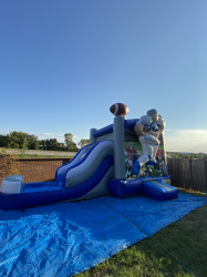 FOOTBALL DALLAS COWBOYS BOUNCE HOUSE WITH SLIDE (Water o
